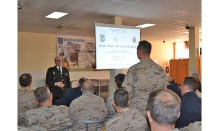 Conferencia sobre yihadismo al personal de la Base Aérea de Alcantarilla