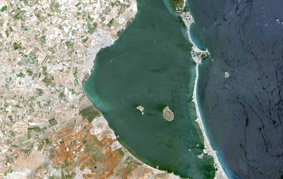 Un posible vertido de salmueras al Mar Menor por un canal de Los Alcázares