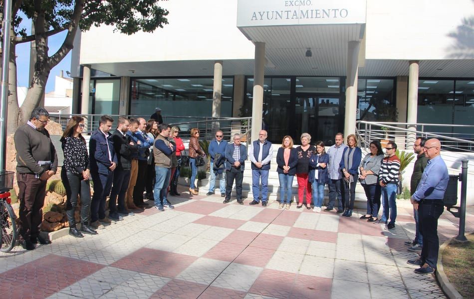 El Ayuntamiento de San Pedro del Pinatar se suma a los actos conmemorativos del 11M con un minuto de silencio