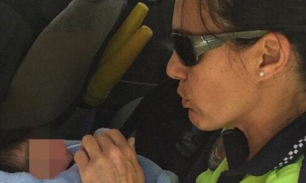 Un bebé  es abandonado en una calle de San Javier con una nota. La madre ha sido detenida.