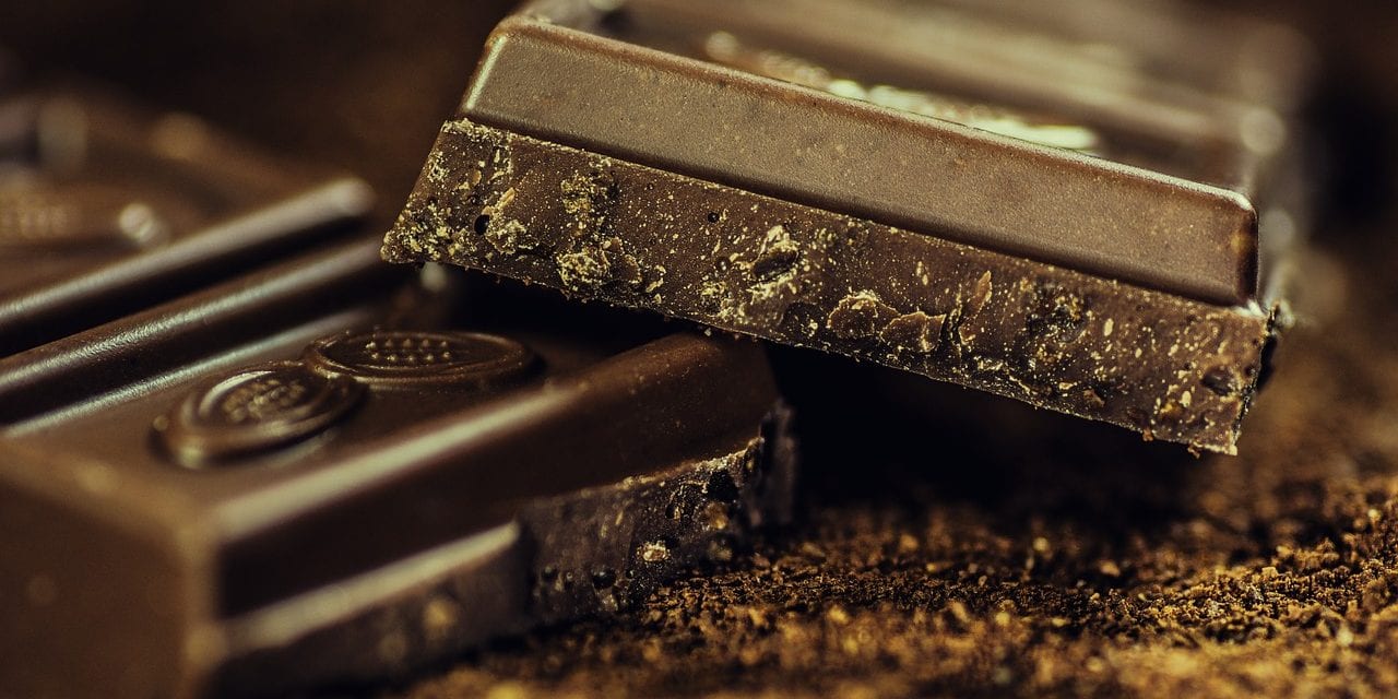 Alerta sanitaria: Se retira un chocolate por contener cannabidiol y alérgenos no indicados en español