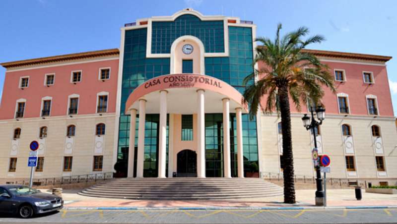 El ayuntamiento de Los Alcázares recibe 123.047,00 euros para cubrir las necesidades provocadas por COVID-19