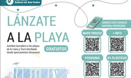 Un servicio de autobús lanzadera gratuito a playas de La Llana y Torre Derribada