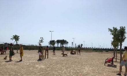 Un nuevo parque canino con servicios de calidad para los vecinos de Los Alcázares con mascotas