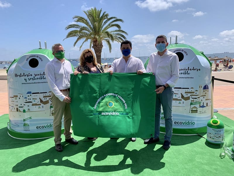 Ecovidrio presenta en San Javier la campaña Banderas Verdes