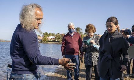 Sira Rego, eurodiputada IU: “El Gobierno de Murcia no está haciendo una intervención seria en los focos de contaminación del Mar Menor”