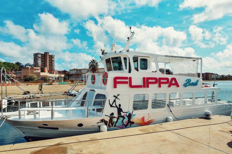 Flippa Boat: Una fiesta en barco por La Manga