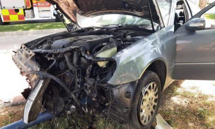 Accidente de coche San Javier: Impacta contra un àrbol y da positivo después en control de drogas